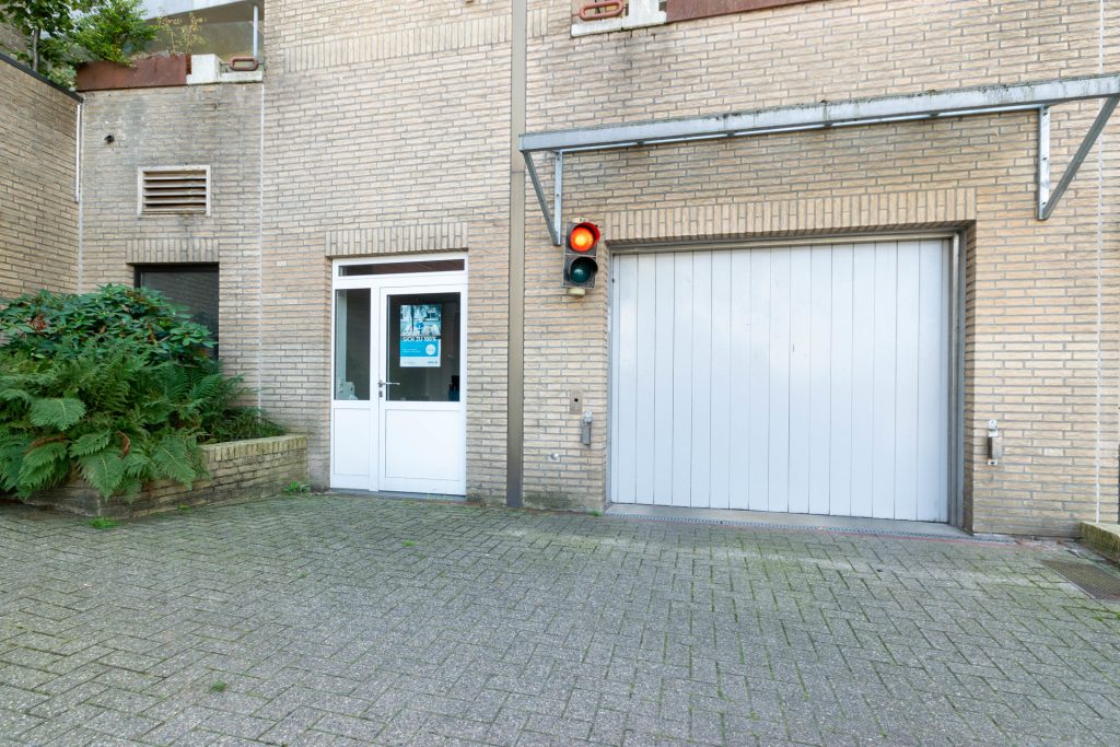 Immobilienangebot - Oldenburg - Rest - Büro- oder Ladenfläche in attraktiver Lage mit hoher Sichtbarkeit nahe der Oldenburger Innenstadt!
