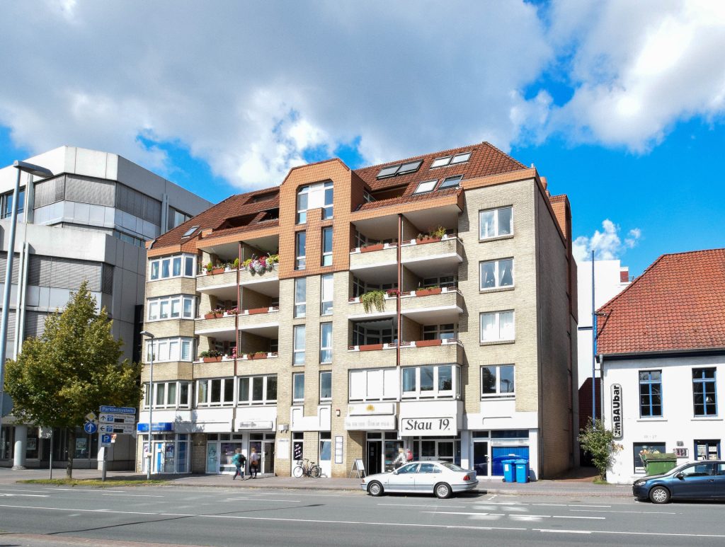 Immobilienangebot - Oldenburg - Rest - Büro- oder Ladenfläche in attraktiver Lage mit hoher Sichtbarkeit nahe der Oldenburger Innenstadt!