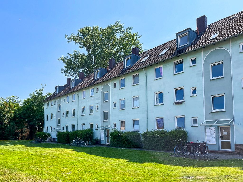 Immobilienangebot - Oldenburg - Alle - Bezugsfreie 3-Zimmerwohnung mit Balkon nahe Fliegerhorst!