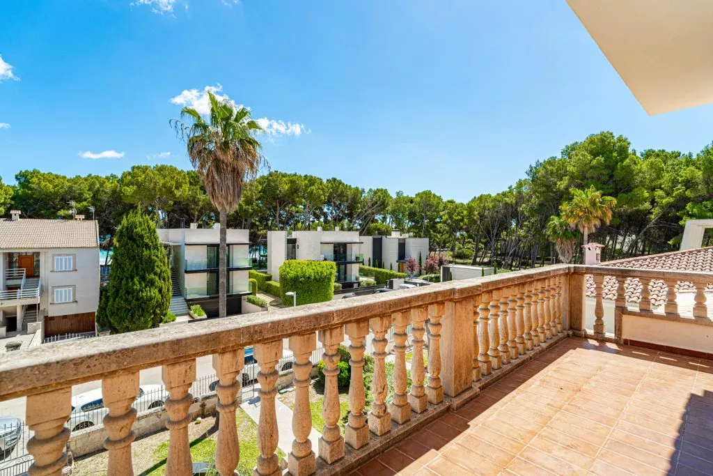 Immobilienangebot - Alcudia - Alle - 8095 - Spektakuläre Villa am Strand von Port Alcudia mit Ferienlizenz (ETV), Mallorca