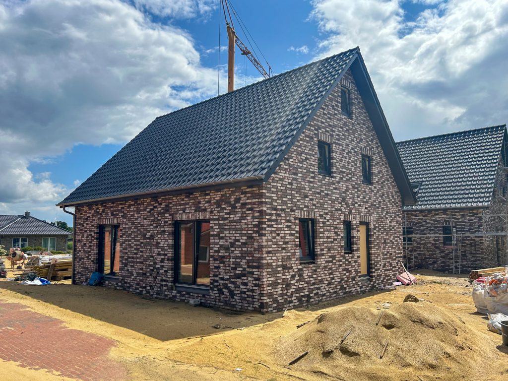 Immobilienangebot - Werlte / Bockholte - Wohnen - Modernes Neubauprojekt (Doppelhäuser, Einfamilienhäuser und Wohnungen) in Werlte zu verkaufen!