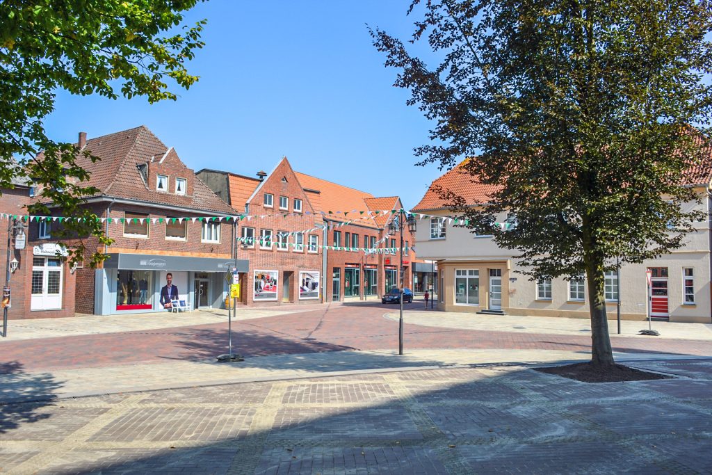 Immobilienangebot - Werlte / Bockholte - Wohnen - Modernes Neubauprojekt (Doppelhäuser, Einfamilienhäuser und Wohnungen) in Werlte zu verkaufen!