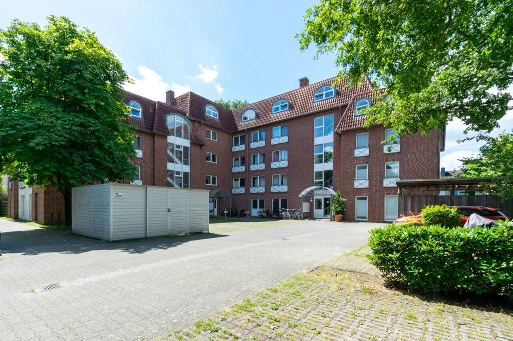 Immobilienangebot - OIdenburg - Wohnen - Attraktive, vermietete 2-Zimmer-Wohnung in Bürgerfelde – mit Balkon & Stellplatz zu verkaufen!