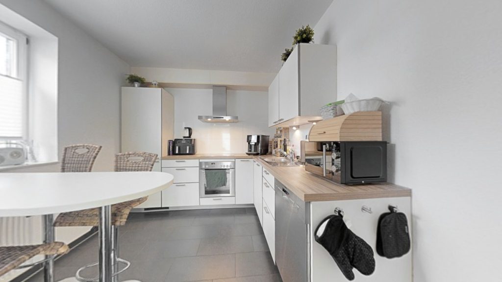 Immobilienangebot - Oldenburg - Wohnen - Moderne 3-Zimmer-Wohnung mit Dachterrasse in begehrter Lage von Oldenburg-Bloherfelde zu verkaufen!