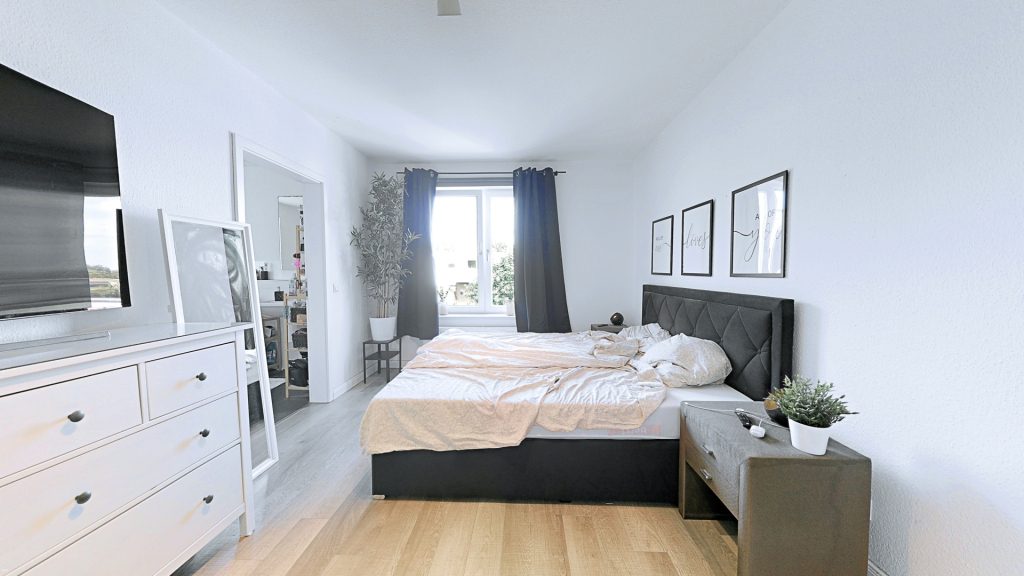 Immobilienangebot - Oldenburg - Wohnen - Moderne 3-Zimmer-Wohnung mit Dachterrasse in begehrter Lage von Oldenburg-Bloherfelde zu verkaufen!