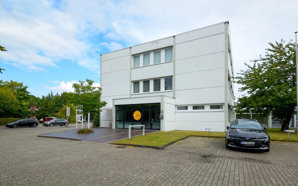 Immobilienangebot - Oldenburg - Rest - Großzügige Gewerbefläche mit guter Anbindung: Büroflächen auf zwei Etagen in Nadorst!