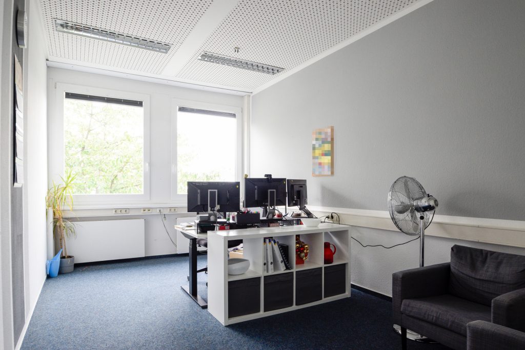 Immobilienangebot - Oldenburg - Rest - Großzügige Gewerbefläche mit guter Anbindung: Büroflächen auf zwei Etagen in Nadorst!
