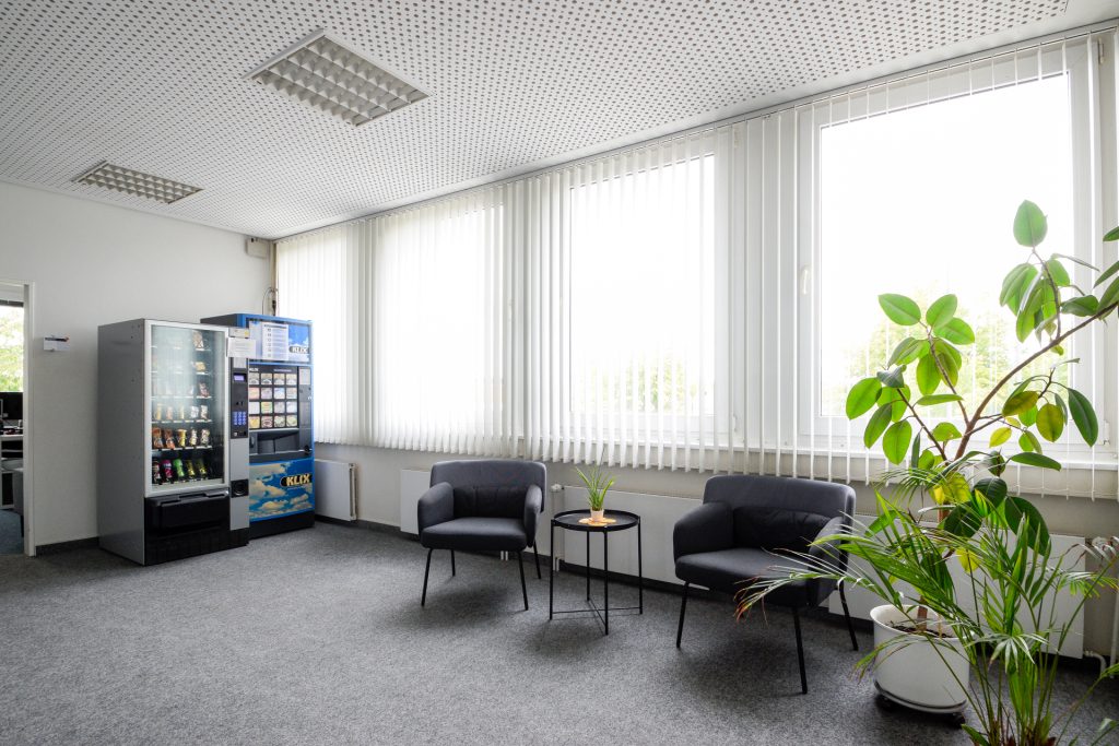 Immobilienangebot - Oldenburg - Rest - Großzügige Gewerbefläche mit guter Anbindung: Büroflächen auf zwei Etagen in Nadorst!
