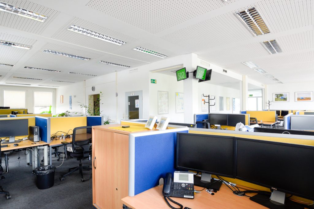 Immobilienangebot - Oldenburg - Rest - Großzügige Gewerbefläche mit guter Anbindung: Büroflächen auf zwei Etagen in Nadorst!