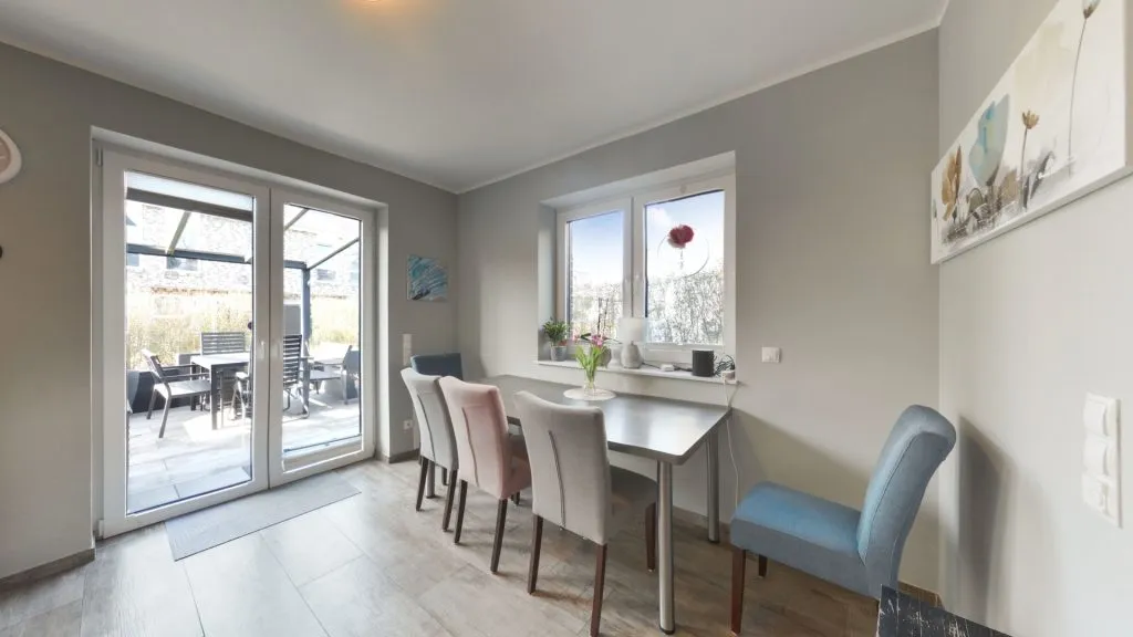 Immobilienangebot - Oldenburg - Wohnen - Moderne Doppelhaushälfte mit 7 Zimmern am Bürgerbusch zu verkaufen!