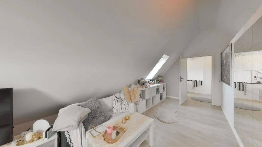 Immobilienangebot - Oldenburg - Wohnen - Moderne Doppelhaushälfte mit 7 Zimmern am Bürgerbusch zu verkaufen!