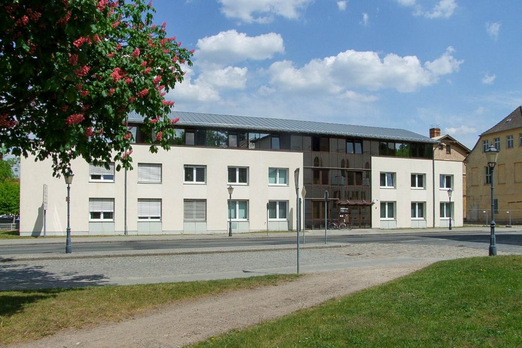 Immobilienangebot - Neustrelitz - Rest - Geräumige Büro- oder Praxisfläche im 1. Obergeschoss in attraktiver Lage von Neustrelitz