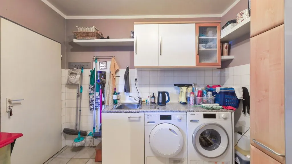 Immobilienangebot - Rastede - Wohnen - Charmantes Einfamilienhaus mit Garage, Einliegerwohnung und schönem Garten direkt in Rastede!