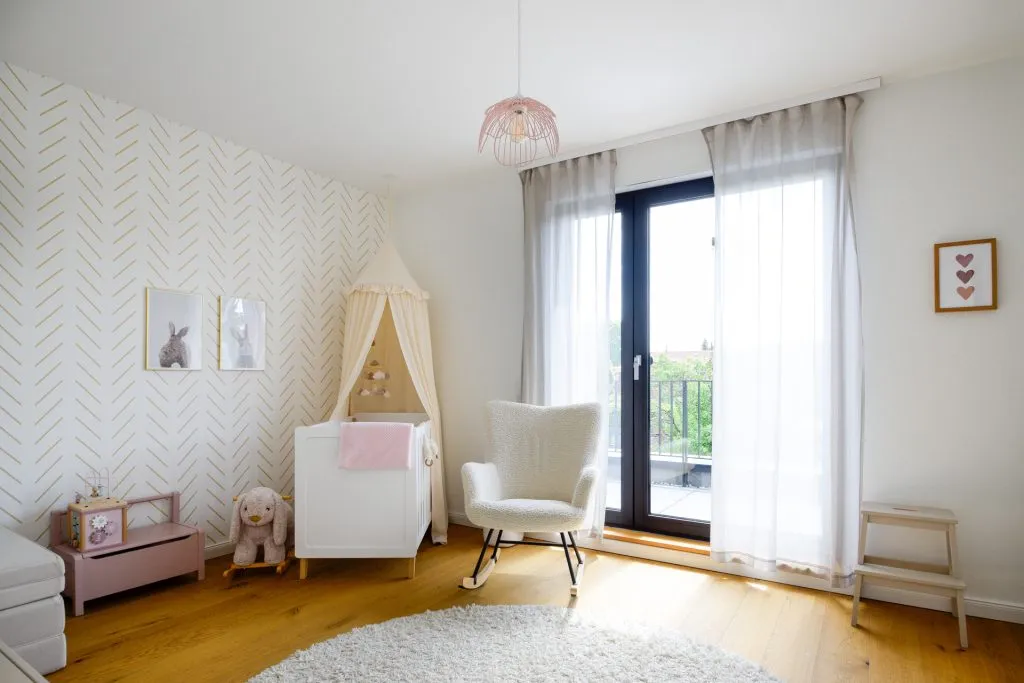 Immobilienangebot - Oldenburg - Wohnen - Architektenhaus mit Pool-Lounge, Doppelgarage und separatem Wohnhaus!