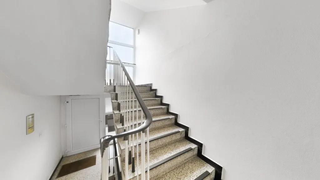 Immobilienangebot - Oldenburg - Wohnen - Gut geschnittene, vermietete 2-Zimmer-Wohnung in Bürgerfelde zu verkaufen!