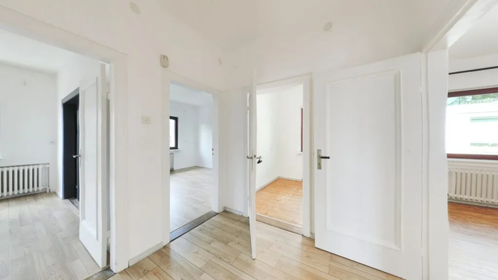 Immobilienangebot - Oldenburg - Wohnen - Repräsentatives 3-Parteienhaus mit Potenzial im Ehnernviertel zu verkaufen!