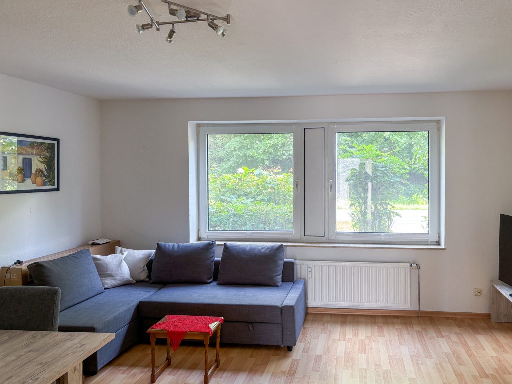 Immobilienangebot - Oldenburg - Wohnen - Gemütliche 1,5 Zimmer Erdgeschosswohnung mit Stellplatz in Kreyenbrück