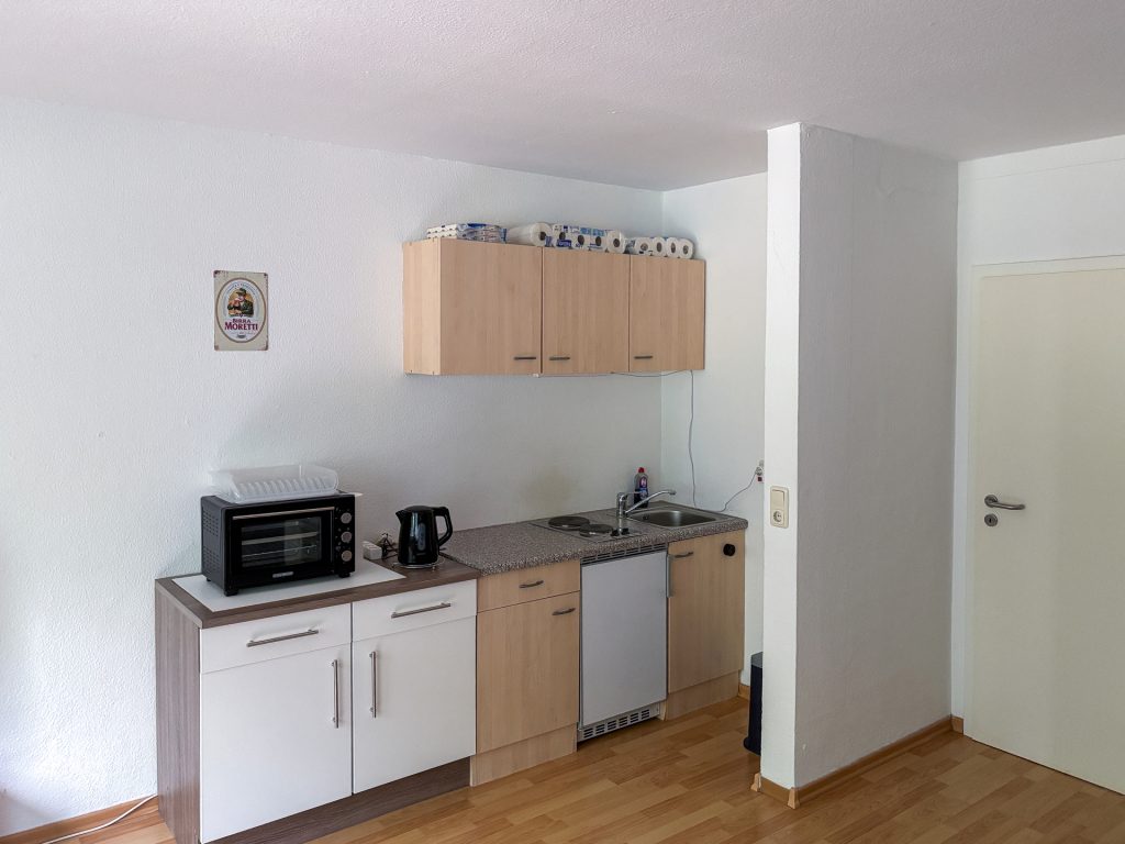 Immobilienangebot - Oldenburg - Wohnen - Gemütliche 1,5 Zimmer Erdgeschosswohnung mit Stellplatz in Kreyenbrück