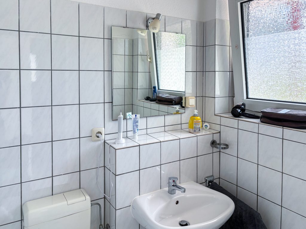 Immobilienangebot - Oldenburg - Wohnen - Gemütliche 1,5 Zimmer Erdgeschosswohnung mit Stellplatz in Kreyenbrück