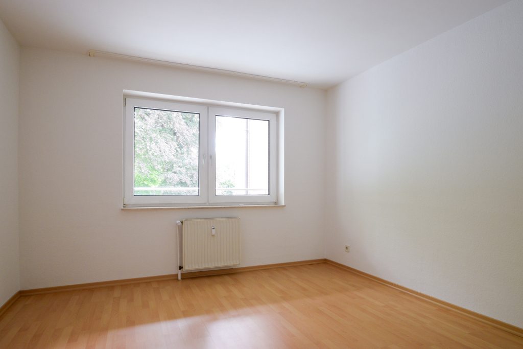 Immobilienangebot - Oldenburg - Wohnen - Viel Platz zum Wohlfühlen – helle 3-Zimmer-Wohnung mit großer Loggia in Osternburg!