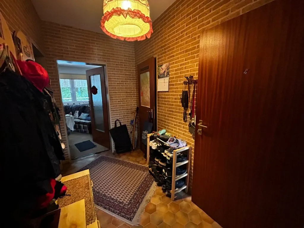 Immobilienangebot - Oldenburg - Wohnen - Viel Platz zum Wohlfühlen – helle 3-Zimmer-Wohnung mit großer Loggia in Osternburg!